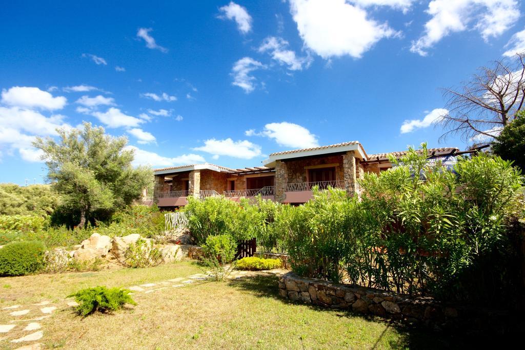 Residenze Dei Fiori Villa Porto Rotondo Exterior photo